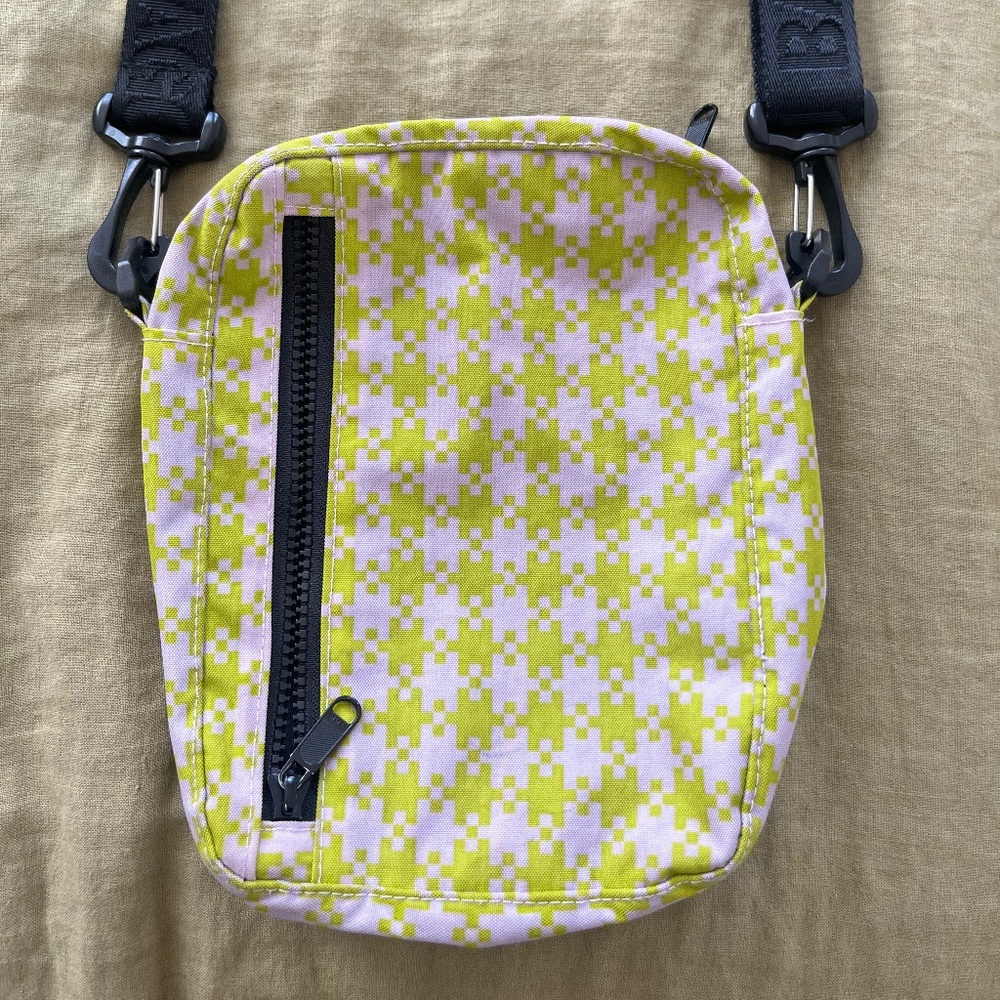 BAGGU Crossbody Bag